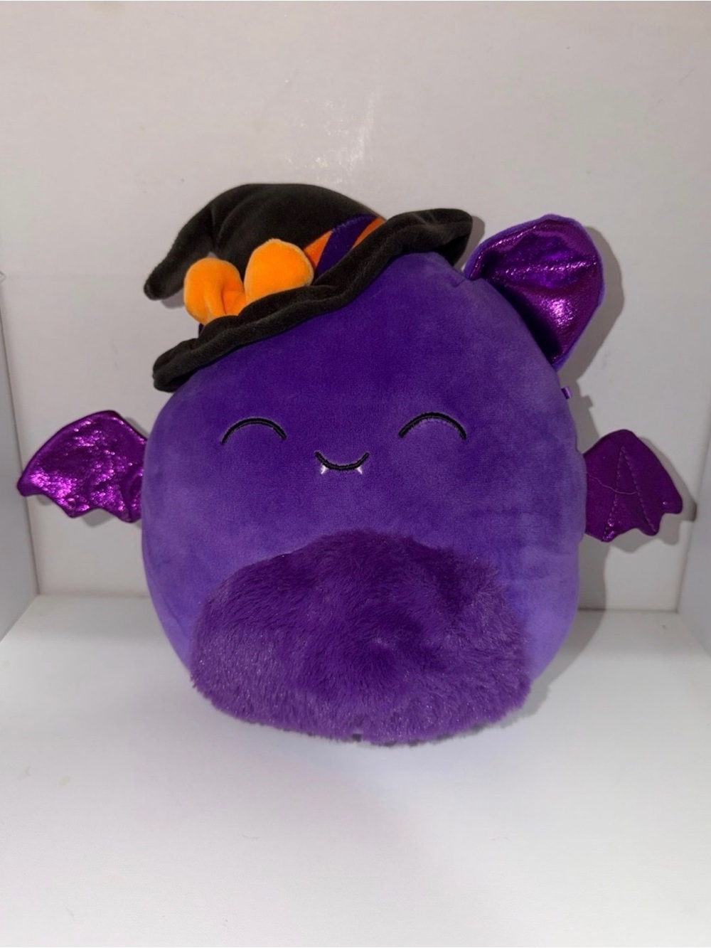 Autumn the Bat Squishmallow Halloween Witch Bat Purple 8” NWOT